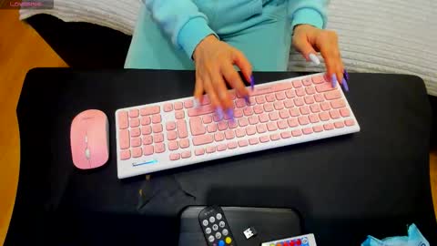 Snapshot of cute_tory chatting on February 2026 07:37:01 PM Tory online show from February 2026 07:37:01 PM