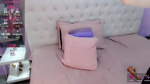 Snapshot of cutearii chatting on January 2025 11:58:02 PM CuteArii online show from January 2025 11:58:02 PM