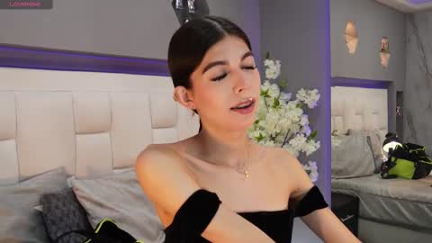 Snapshot of cutearii chatting on October 2025 08:06:02 PM CuteArii online show from October 2025 08:06:02 PM