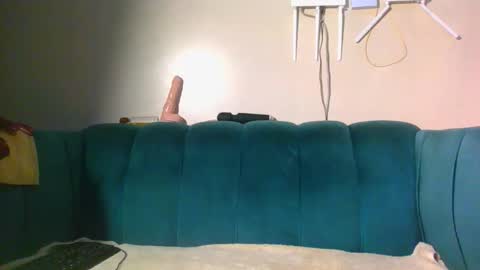 Cuteberry87 online show from April 2026 05:27:01 PM