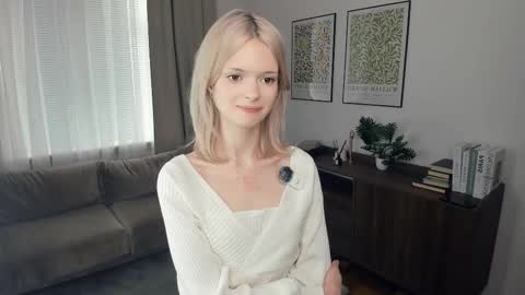 Snapshot of cutebrutality chatting on September 2025 09:03:02 AM Alice online show from September 2025 09:03:02 AM