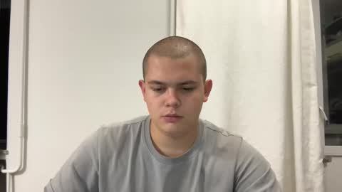 Snapshot of cutebutnaughty_ chatting on October 2025 06:16:02 PM Alex online show from October 2025 06:16:02 PM