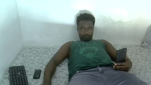 Snapshot of cutee_daddy chatting on November 2025 01:24:03 PM daddy online show from November 2025 01:24:03 PM