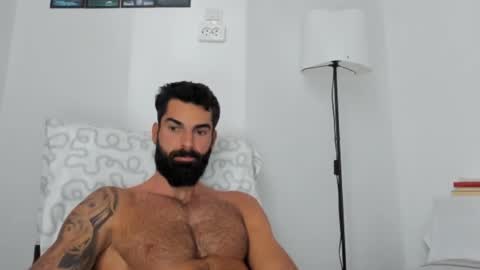 cuteeboy online show from October 2025 07:10:02 AM