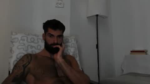 cuteeboy online show from October 2025 08:48:01 AM