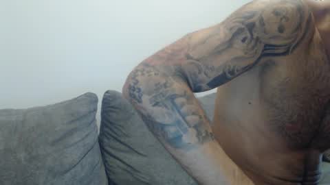 cuteeboy online show from November 2025 06:57:02 AM