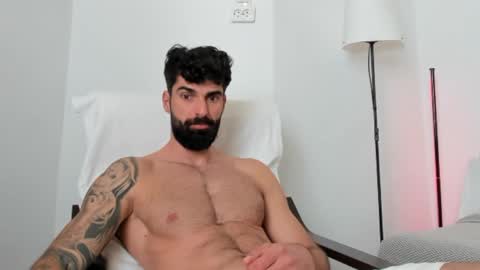 cuteeboy online show from May 2026 07:17:01 AM