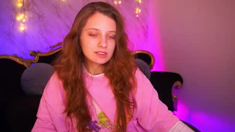 Foxy online show from February 2026 02:43:02 PM