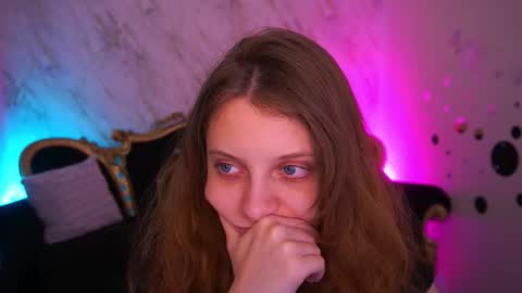 Foxy online show from March 2026 12:28:01 PM