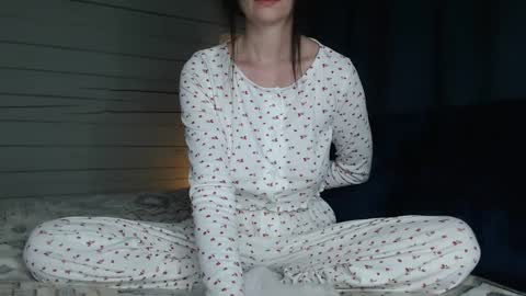 Snapshot of cuteemouse chatting on January 2025 10:36:02 AM Anna online show from January 2025 10:36:02 AM