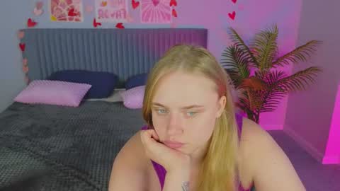 Snapshot of cutefever chatting on July 2026 01:01:01 AM Amyy online show from July 2026 01:01:01 AM
