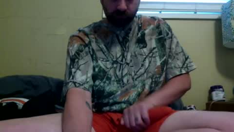 Snapshot of cutehungboi chatting on June 2026 11:18:01 PM cutehungboi online show from June 2026 11:18:01 PM