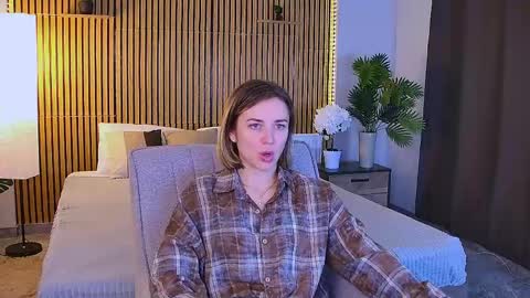 cutemirage online show from April 2026 02:32:02 PM