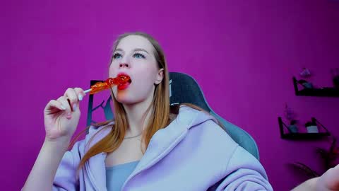 Rina online show from December 2024 08:44:02 AM