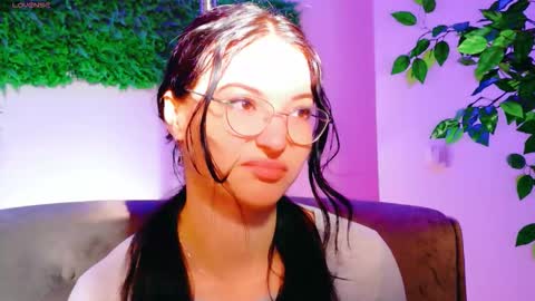 cuteness__girl online show from November 2025 07:40:02 AM