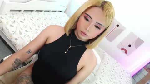 Snapshot of cutevera166 chatting on July 2026 09:27:01 PM Vera online show from July 2026 09:27:01 PM