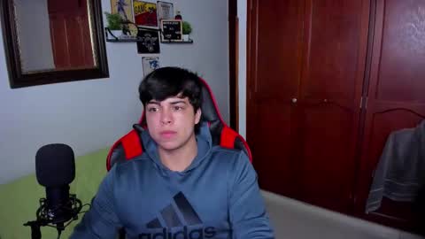 Ask me online show from November 2025 03:28:01 AM