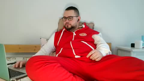 Ben hot video on page  online show from February 2025 11:38:02 AM