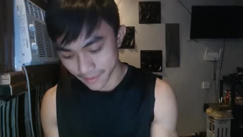 cutie_hunk69 online show from June 2026 03:00:02 AM