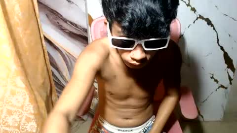Snapshot of cutie_mico chatting on July 2026 04:23:01 PM cutie_mico online show from July 2026 04:23:01 PM