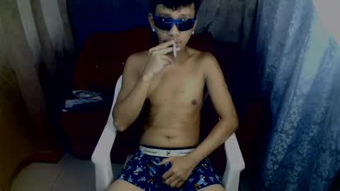 Snapshot of cutie_mico chatting on August 2026 10:43:02 AM cutie_mico online show from August 2026 10:43:02 AM