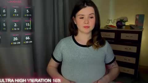 Snapshot of cutie_mili chatting on July 2026 08:50:02 AM mili online show from July 2026 08:50:02 AM