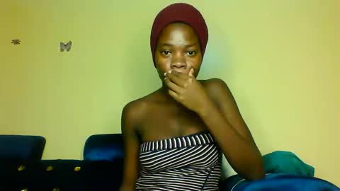 Snapshot of cutie_plush chatting on March 2026 08:47:02 AM cutieplush online show from March 2026 08:47:02 AM