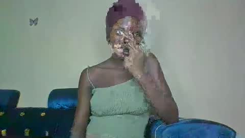 Snapshot of cutie_plush chatting on March 2026 03:45:01 PM cutieplush online show from March 2026 03:45:01 PM