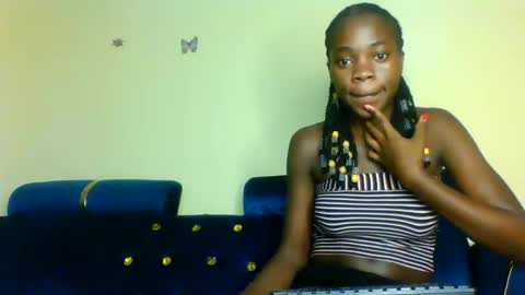Snapshot of cutie_plush chatting on April 2026 06:36:02 PM cutieplush online show from April 2026 06:36:02 PM