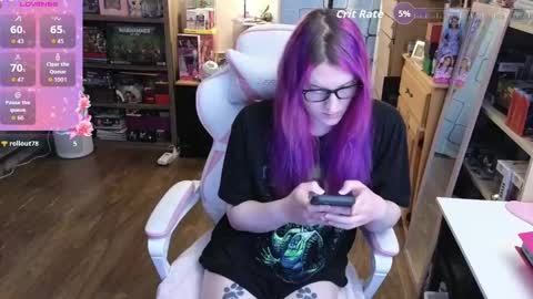 Cutie Velvette online show from April 2026 04:14:01 PM