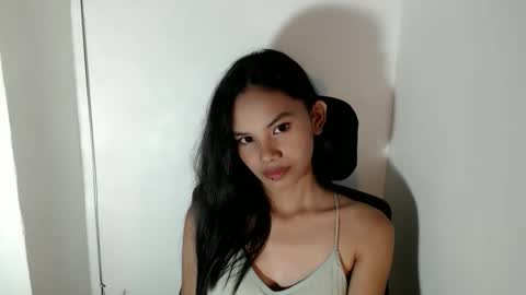 cutiee_lily2 online show from May 2026 04:54:01 AM