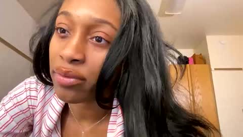 Snapshot of cutieeeva chatting on February 2026 08:00:02 AM cutieeeva online show from February 2026 08:00:02 AM