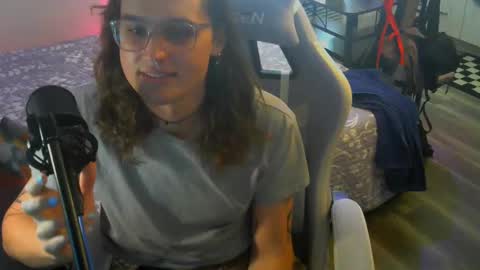 cutiepiescarlett online show from May 2026 11:43:01 PM
