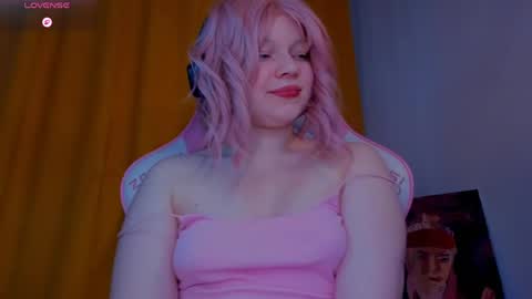 CutieSue online show from April 2026 12:01:01 AM