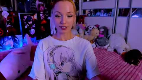 Snapshot of cuttie_ponyy chatting on January 2025 09:37:01 PM Nora online show from January 2025 09:37:01 PM