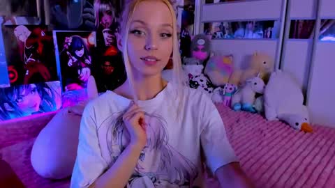 Snapshot of cuttie_ponyy chatting on March 2025 12:31:01 AM Nora online show from March 2025 12:31:01 AM