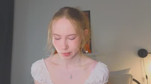 Snapshot of cuute_angell chatting on June 2026 05:02:02 PM Virginia See you on Sunday online show from June 2026 05:02:02 PM