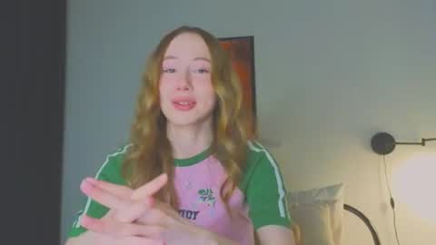 Snapshot of cuute_angell chatting on June 2026 05:17:02 PM Virginia See you on Sunday online show from June 2026 05:17:02 PM