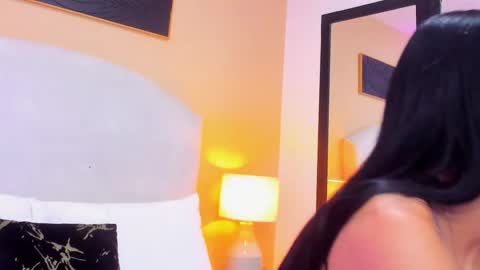 Cynthia Turner online show from October 2025 06:31:02 PM