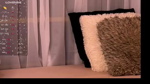 Ivy online show from October 2025 03:02:02 AM