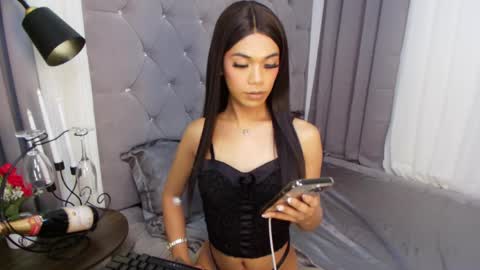 Snapshot of cythereasunrise chatting on May 2026 01:55:01 AM Cy online show from May 2026 01:55:01 AM
