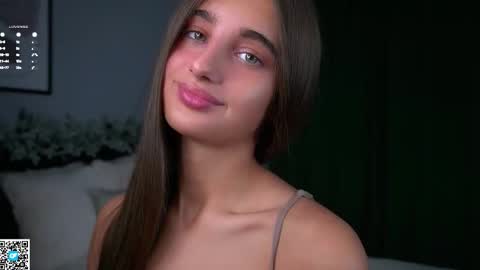 Isabella online show from December 2025 01:03:02 AM