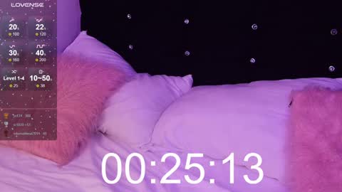 Snapshot of daarlene chatting on December 2024 01:29:01 AM Darlene online show from December 2024 01:29:01 AM