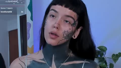 Snapshot of daarlene chatting on March 2025 01:26:02 PM Darlene online show from March 2025 01:26:02 PM