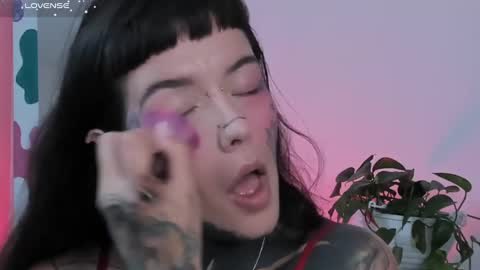 Snapshot of daarlene chatting on March 2025 07:28:02 PM Darlene online show from March 2025 07:28:02 PM