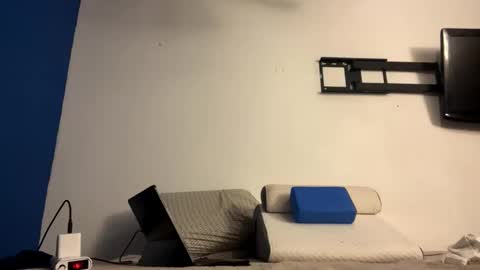 Jewbb online show from February 2026 04:53:01 AM