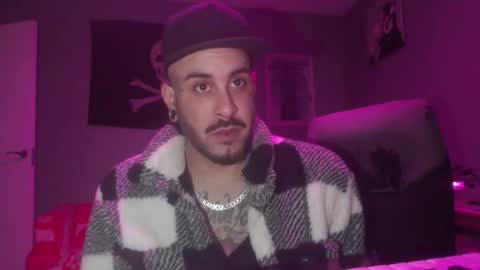 Snapshot of dabirdfree chatting on November 2025 03:45:01 AM Destroyer online show from November 2025 03:45:01 AM