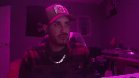 Snapshot of dabirdfree chatting on November 2025 03:39:01 AM Destroyer online show from November 2025 03:39:01 AM