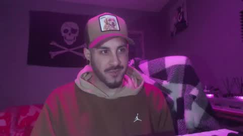 Snapshot of dabirdfree chatting on December 2025 03:47:02 AM Destroyer online show from December 2025 03:47:02 AM