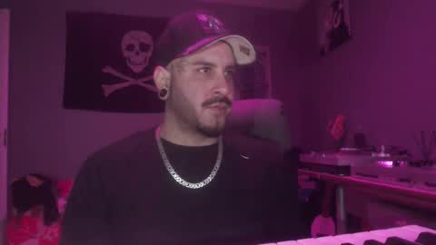 Snapshot of dabirdfree chatting on January 2026 03:34:01 AM Destroyer online show from January 2026 03:34:01 AM